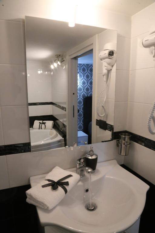 Casa Vacanze Sannazzaro 70 Napels Buitenkant foto