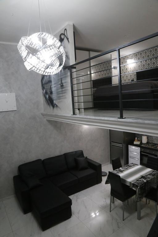Casa Vacanze Sannazzaro 70 Napels Buitenkant foto