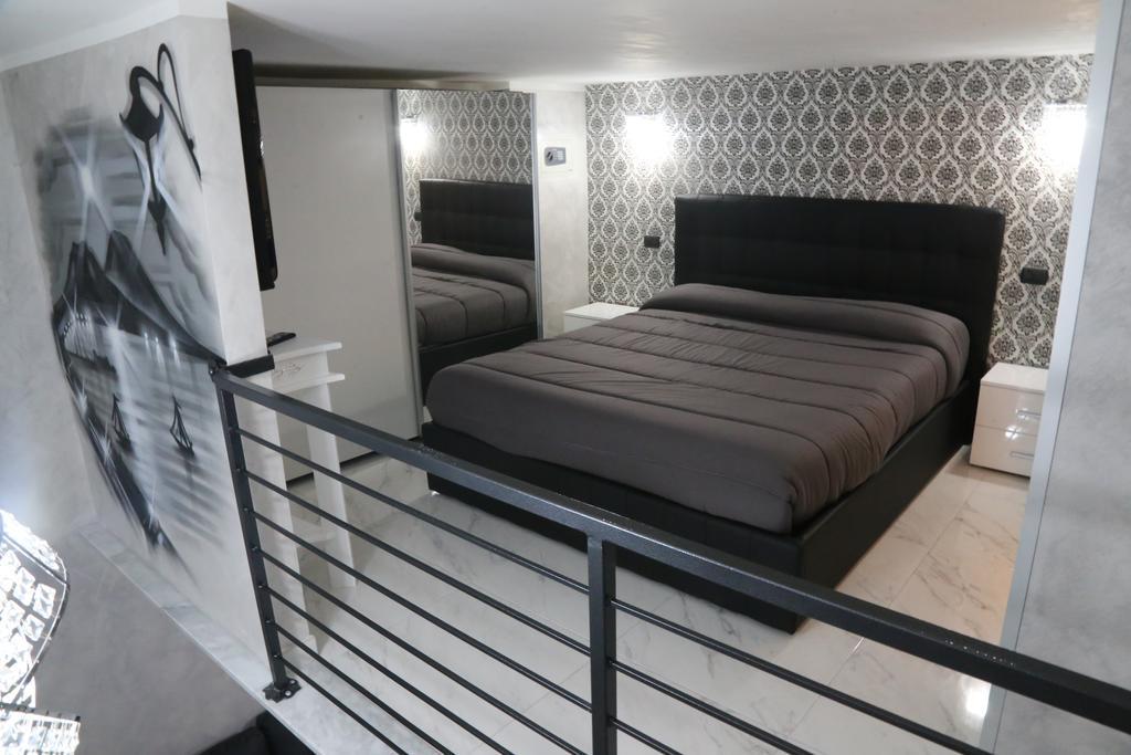 Casa Vacanze Sannazzaro 70 Napels Buitenkant foto